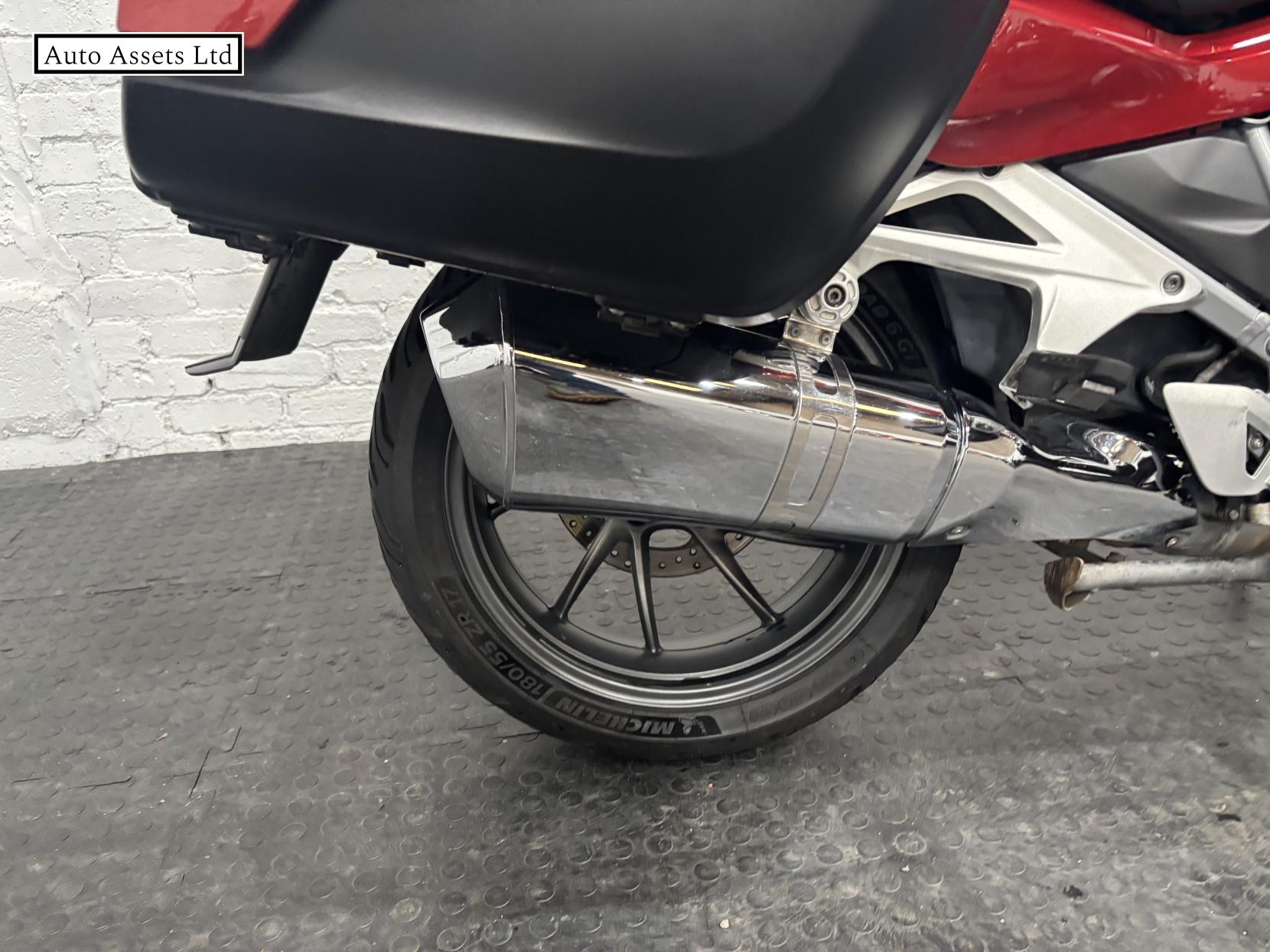 BMW R 1200 RT 1200 LE Sports Tourer Petrol Manual Euro 4 (125 ps)