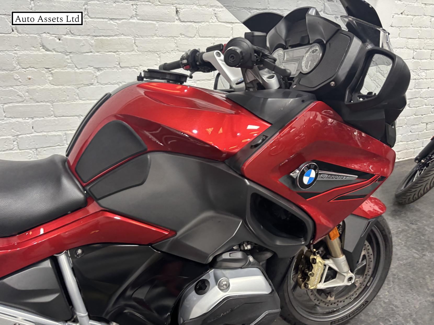 BMW R 1200 RT 1200 LE Sports Tourer Petrol Manual Euro 4 (125 ps)
