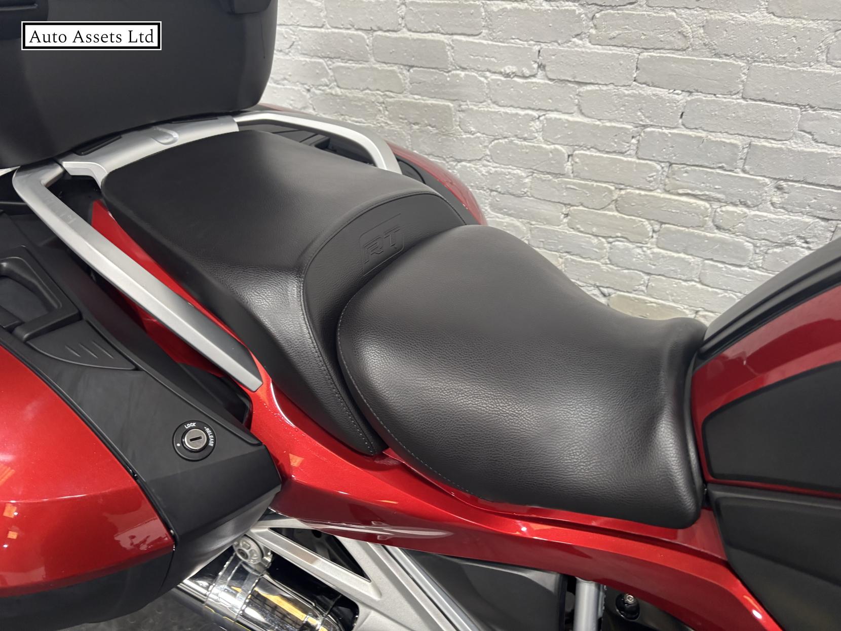BMW R 1200 RT 1200 LE Sports Tourer Petrol Manual Euro 4 (125 ps)