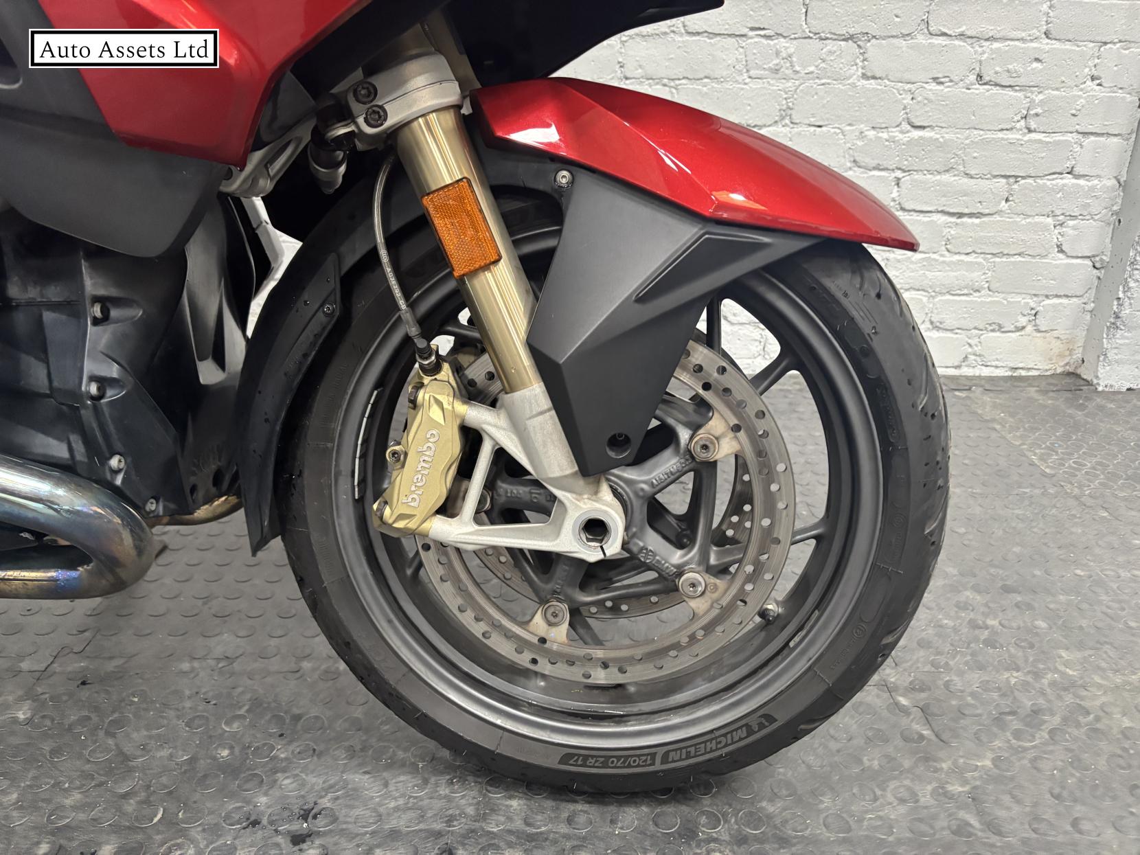 BMW R 1200 RT 1200 LE Sports Tourer Petrol Manual Euro 4 (125 ps)