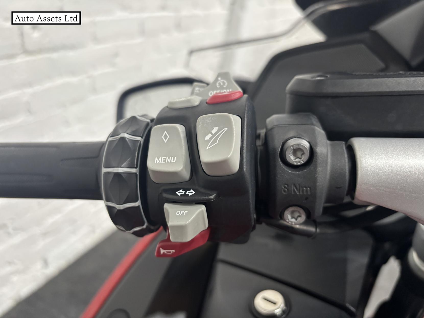 BMW R 1200 RT 1200 LE Sports Tourer Petrol Manual Euro 4 (125 ps)