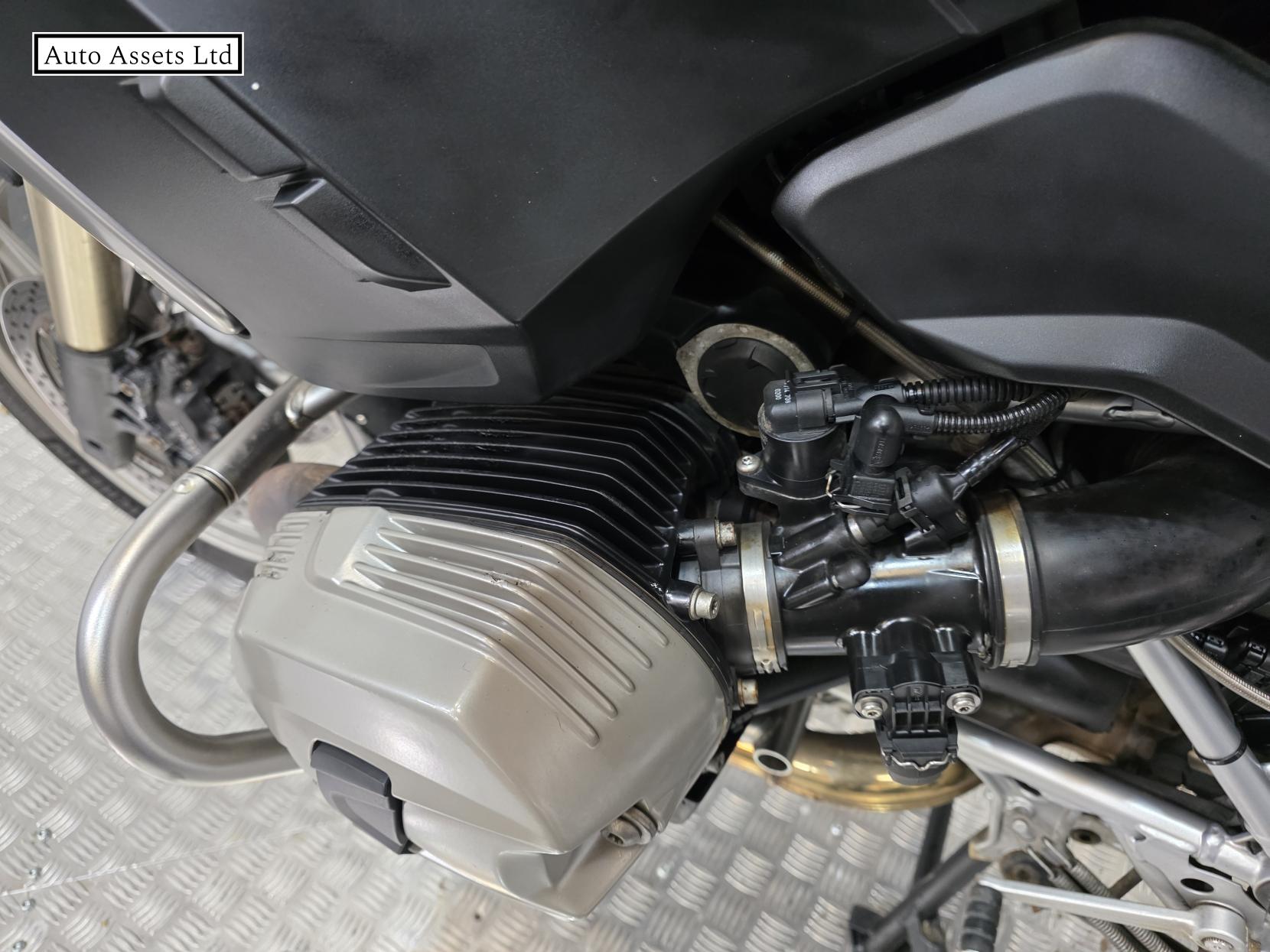 BMW R 1200 GS 1200 Adventure Petrol Manual (104 ps)