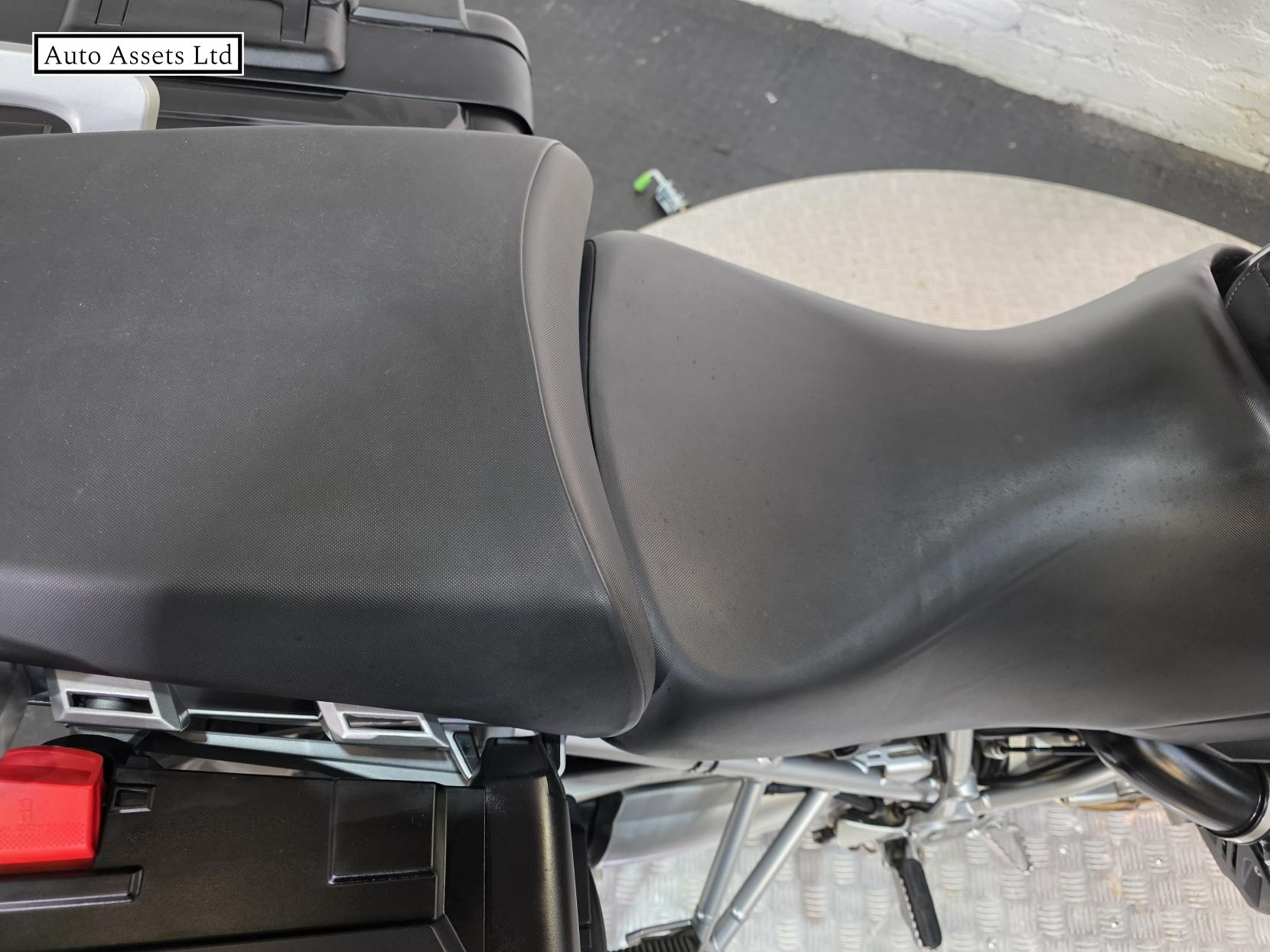 BMW R 1200 GS 1200 Adventure Petrol Manual (104 ps)