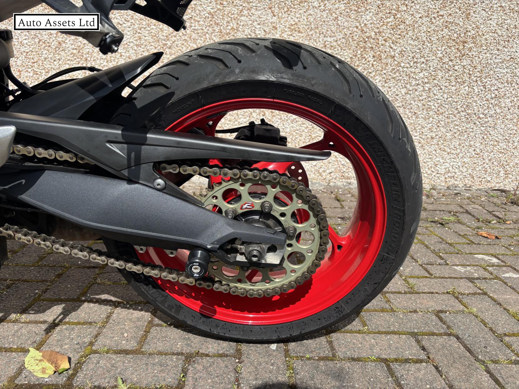 Triumph Street Triple 675 675 RX Naked Petrol Manual O-ring (106 ps)