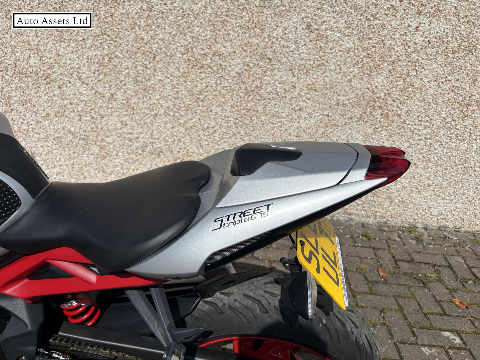 Triumph Street Triple 675 675 RX Naked Petrol Manual O-ring (106 ps)