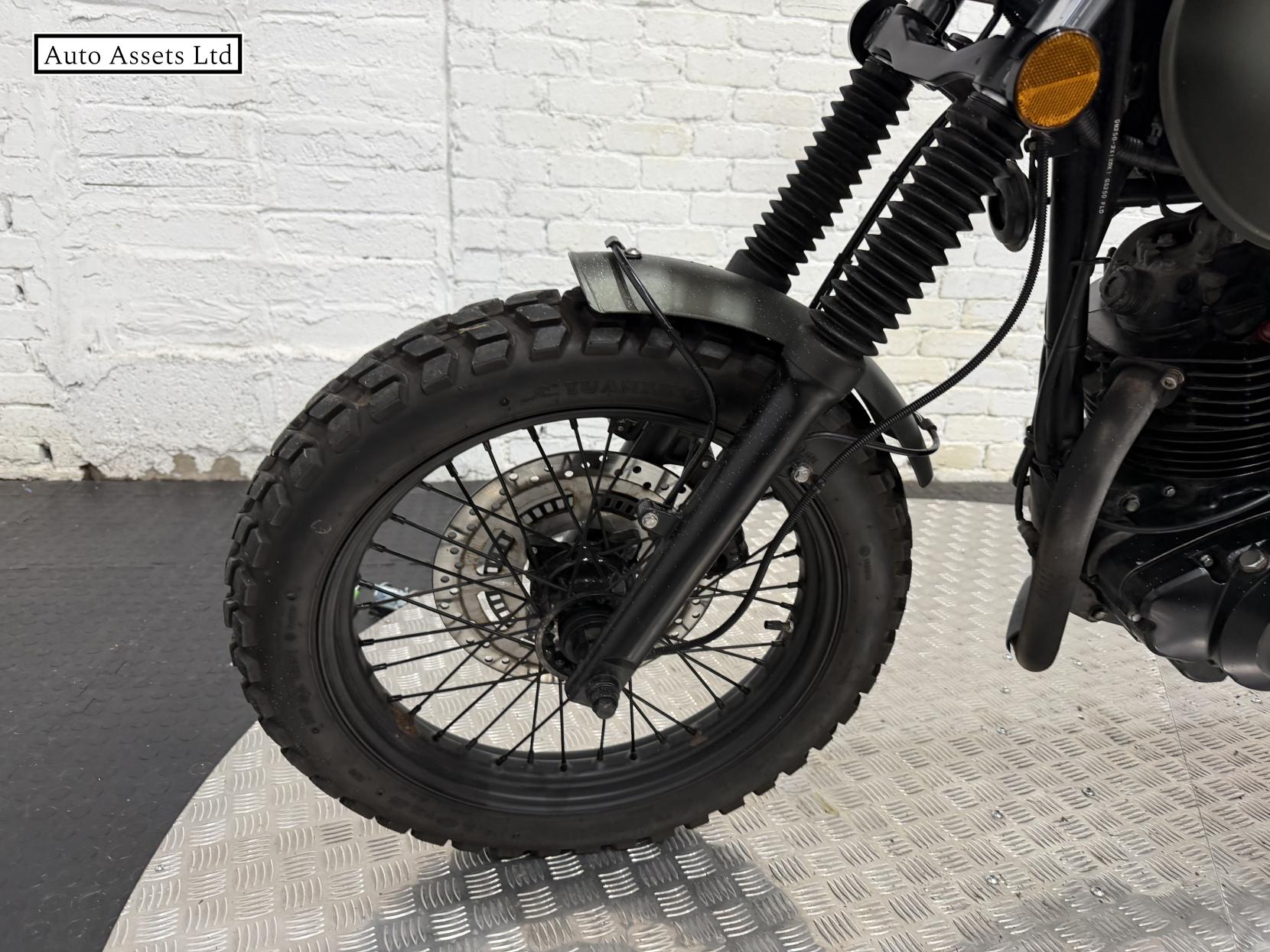 Mutt Hilts 250 250 Roadster/Retro Petrol Manual O-Ring Euro 5 (17 ps)