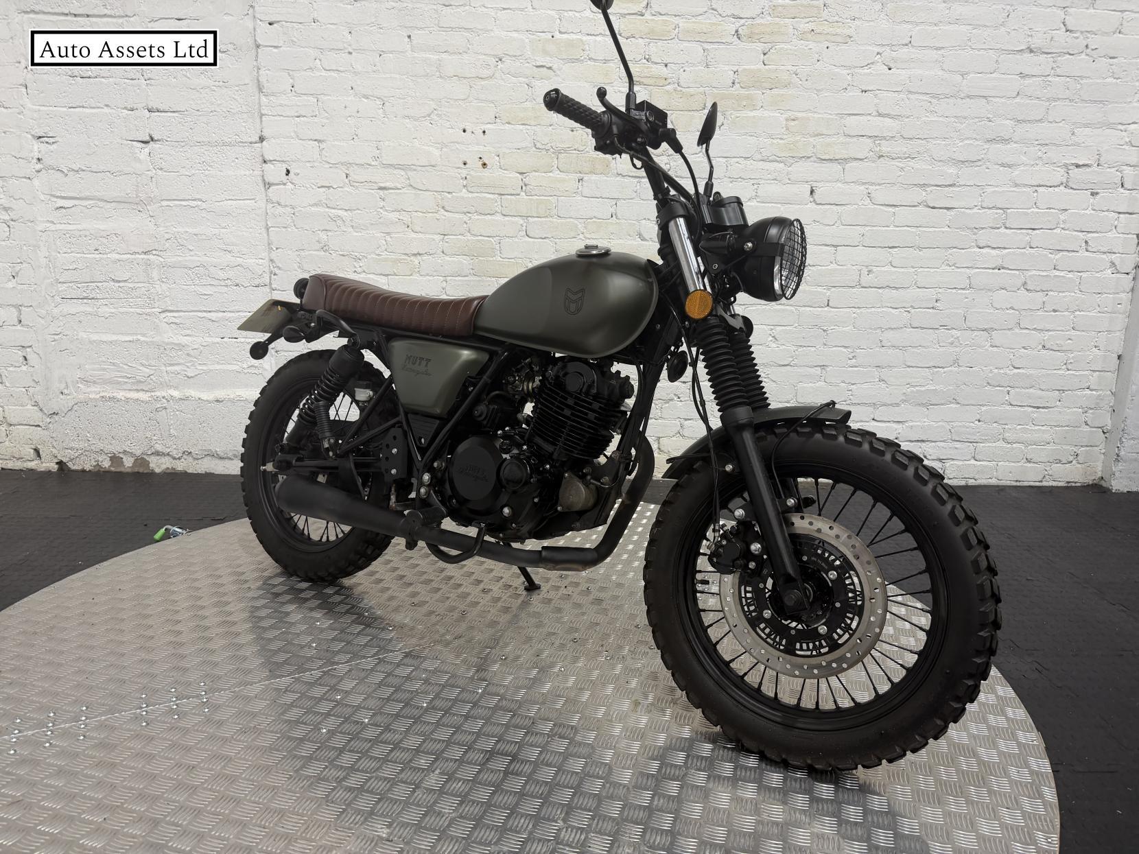 Mutt Hilts 250 250 Roadster/Retro Petrol Manual O-Ring Euro 5 (17 ps)