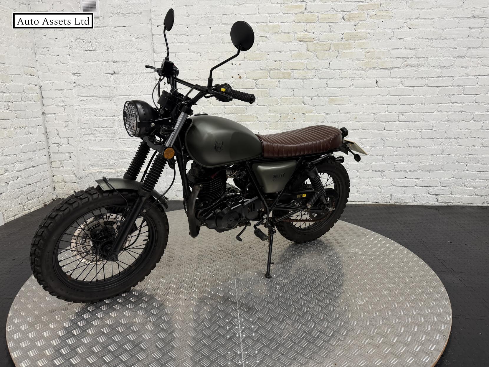 Mutt Hilts 250 250 Roadster/Retro Petrol Manual O-Ring Euro 5 (17 ps)