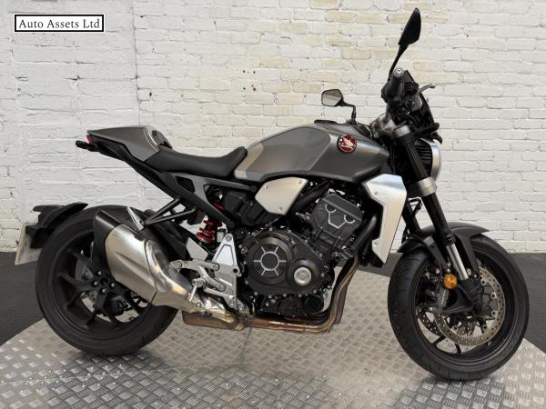 Honda CB1000R 1000 Naked Petrol Manual Euro 4 (146 ps)