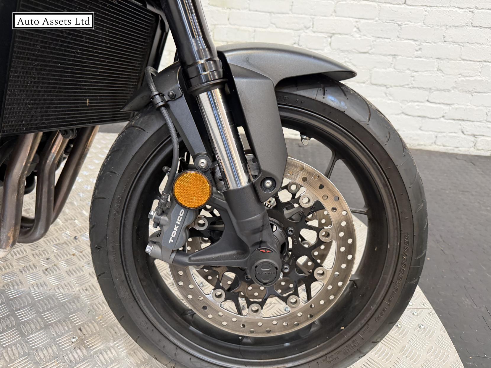 Honda CB1000R 1000 Naked Petrol Manual Euro 4 (146 ps)