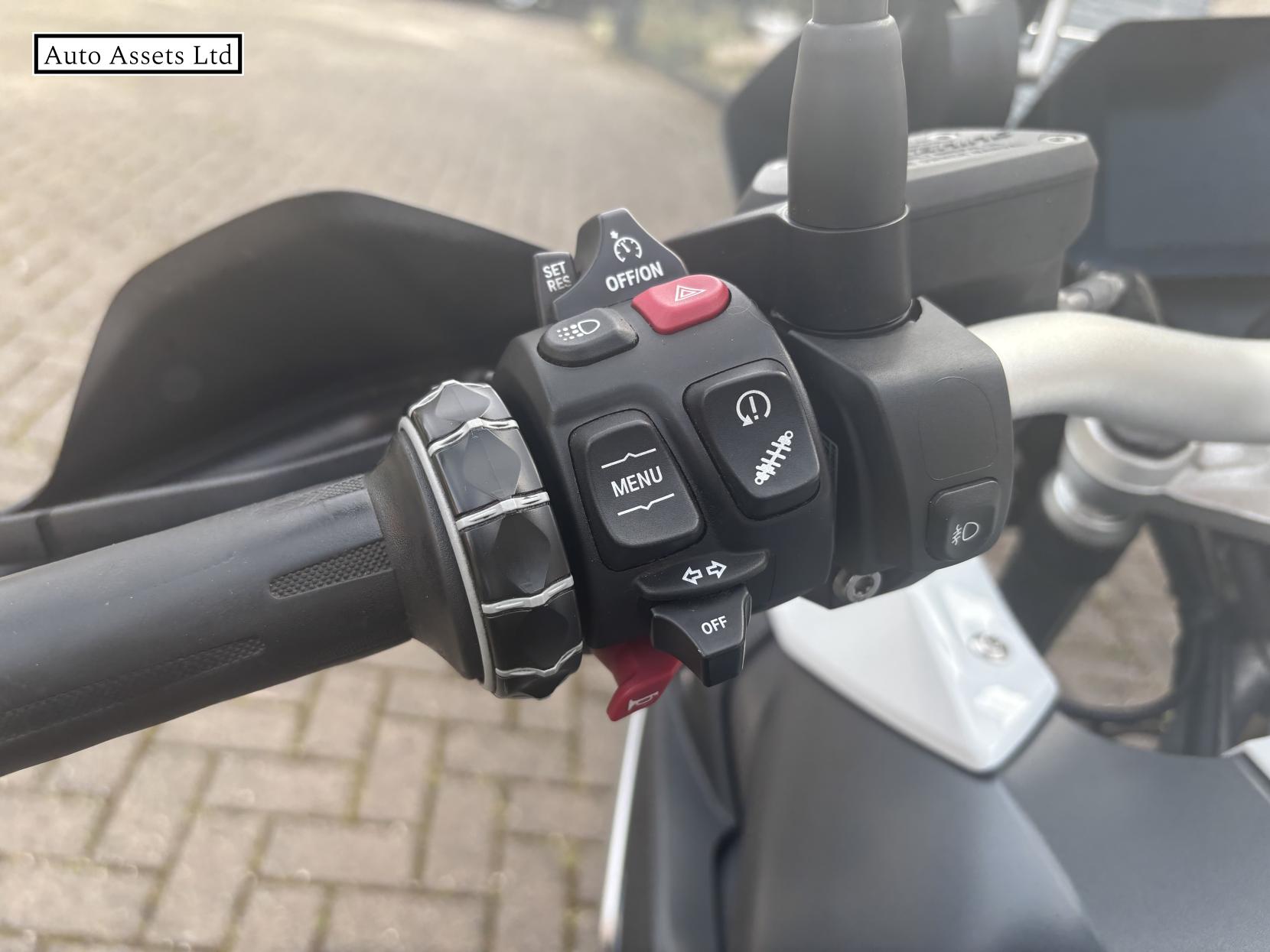 BMW R 1250 GS 1250 TE Adventure Petrol Manual Euro 5 (136 ps)