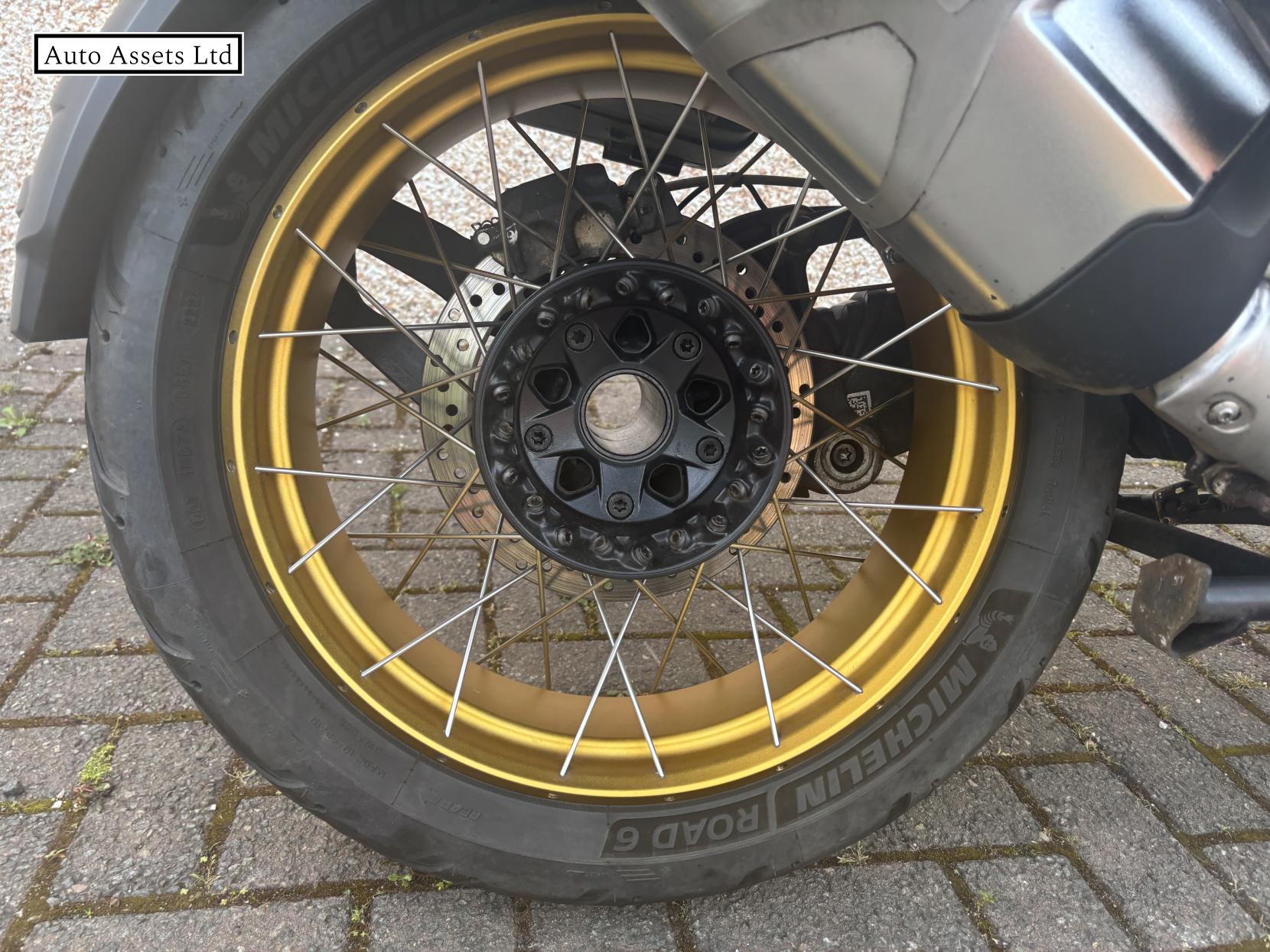 BMW R 1250 GS 1250 TE Adventure Petrol Manual Euro 5 (136 ps)