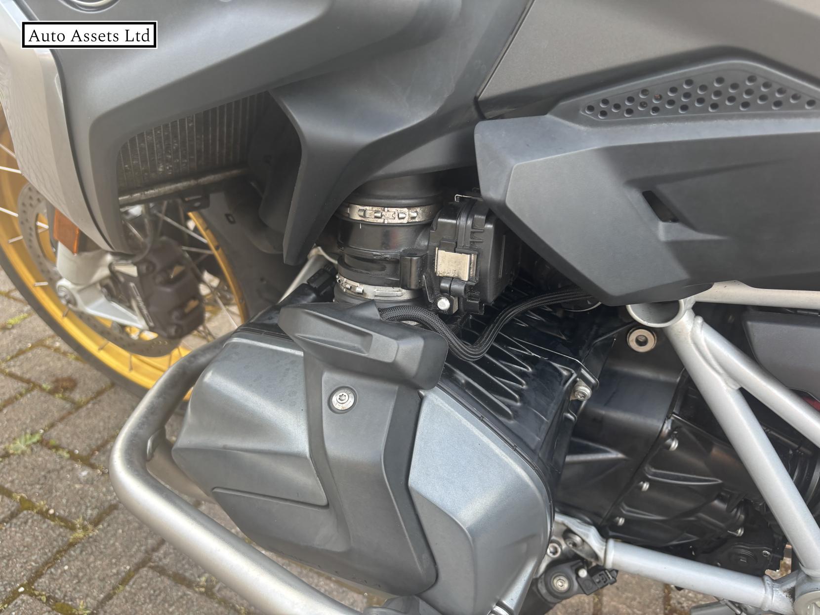 BMW R 1250 GS 1250 TE Adventure Petrol Manual Euro 5 (136 ps)