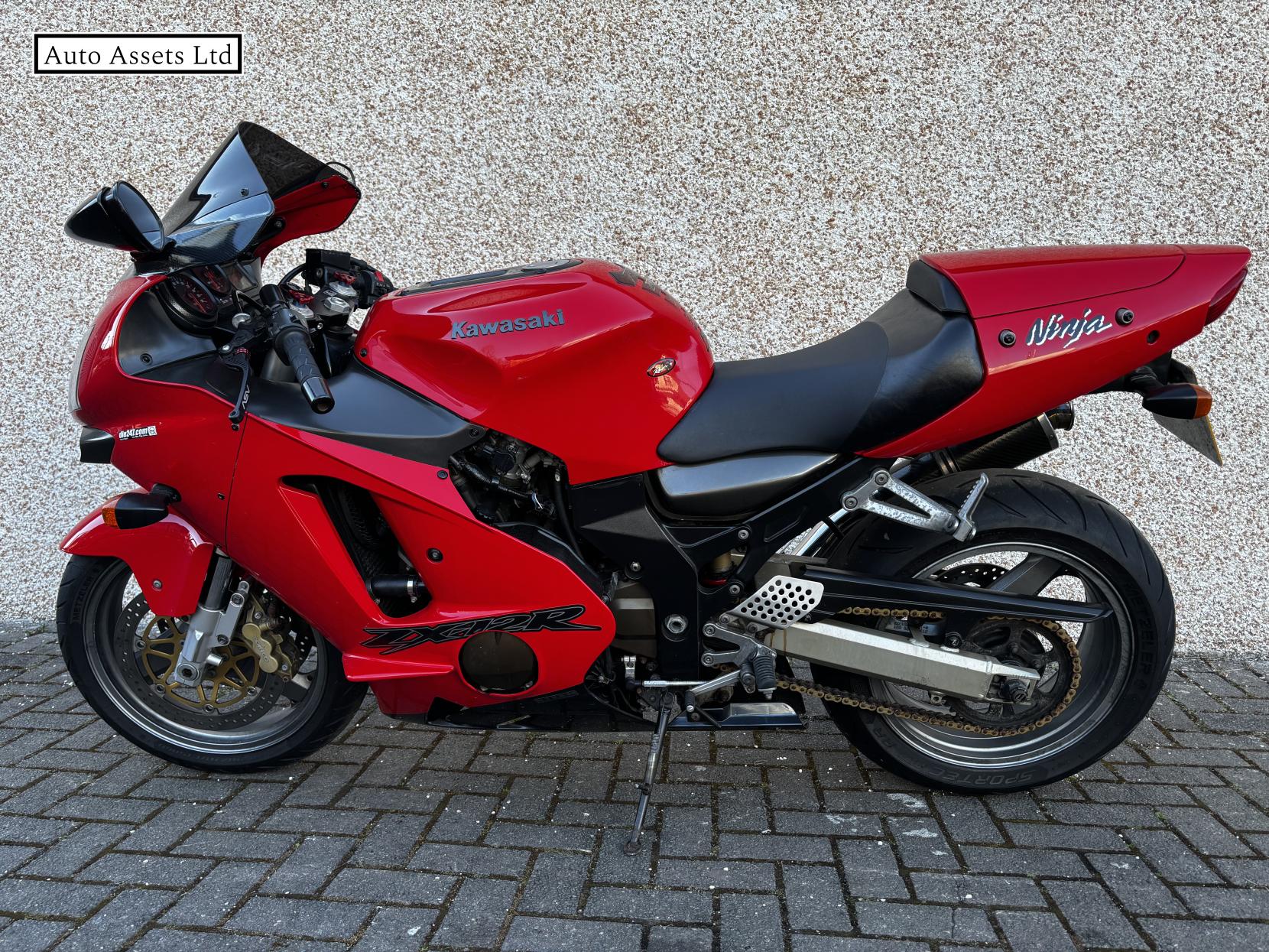Kawasaki ZX-12R 1200 (ZX-12R) Petrol Manual (187 bhp)