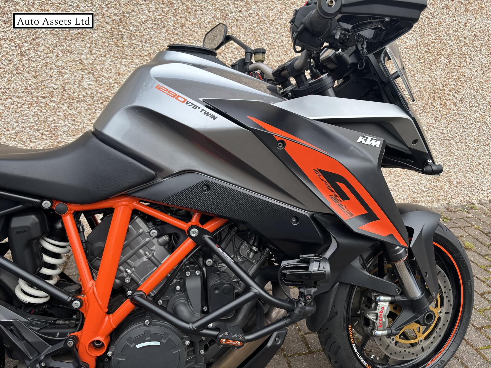 KTM 1290 Super Duke GT 1290 Sports Tourer Petrol Manual Euro 4 (175 ps)