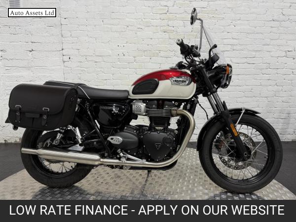 Triumph Bonneville T100 900 Roadster/Retro Petrol Manual Euro 5 (65 ps)