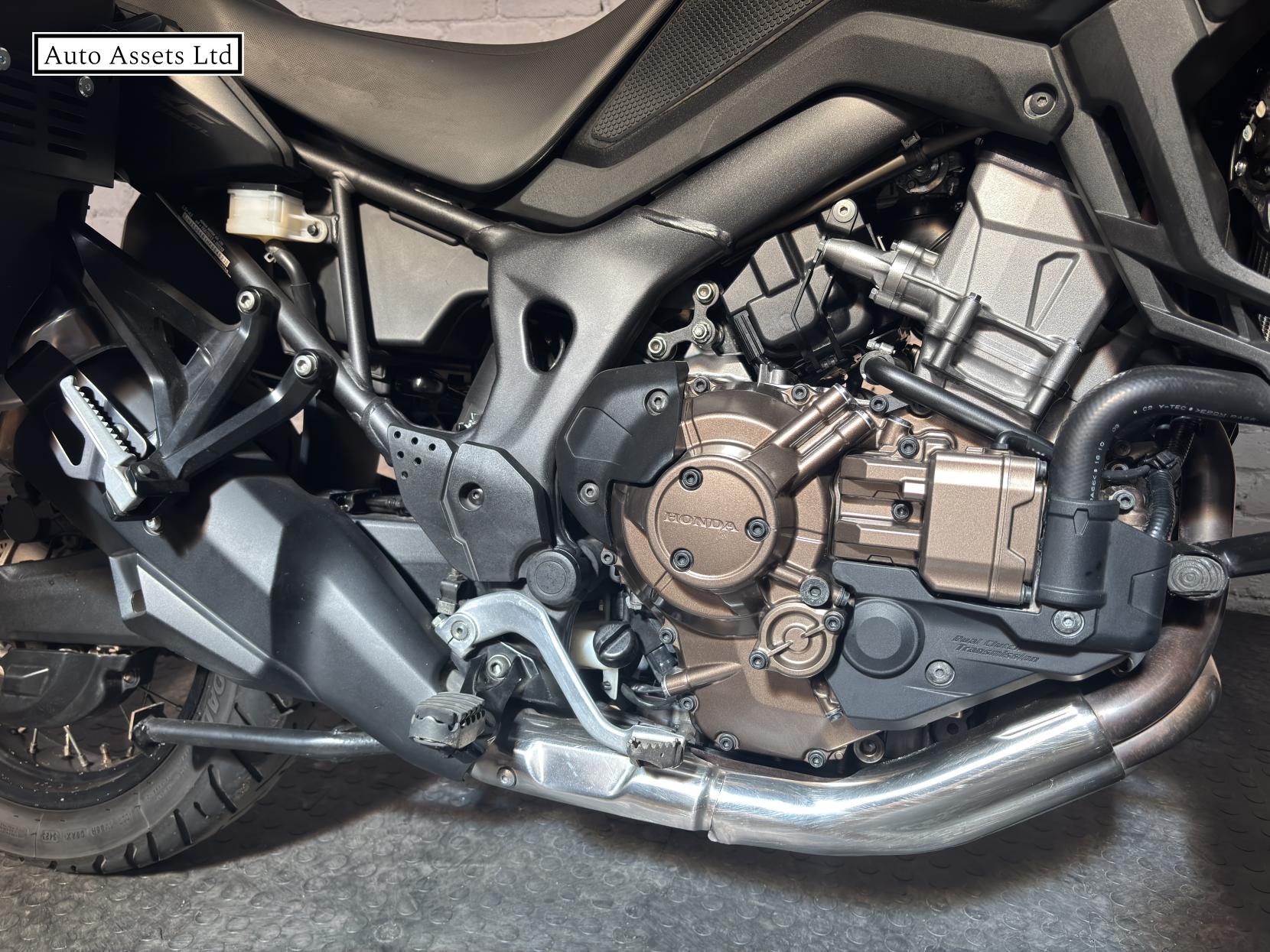 Honda CRF1000L Africa Twin 1000 Adventure Petrol Automatic Euro 4 (95 ps)