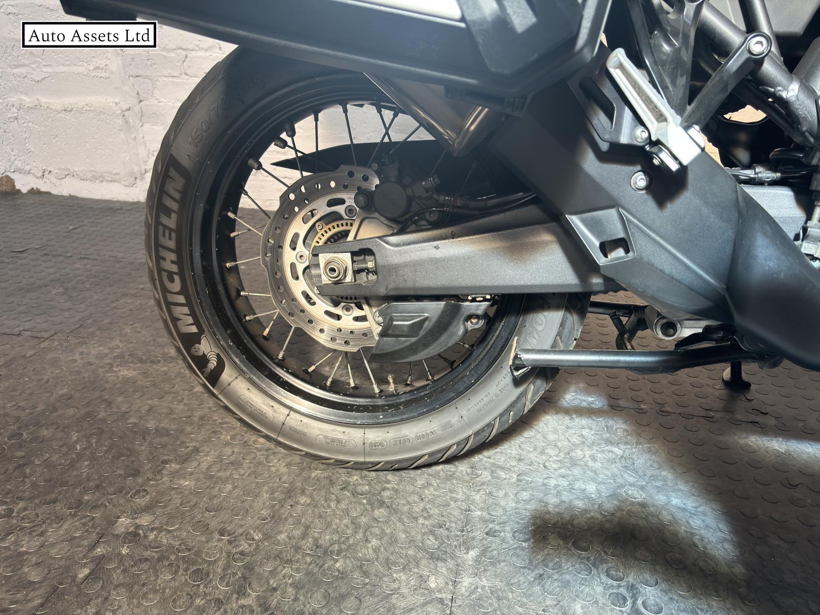 Honda CRF1000L Africa Twin 1000 Adventure Petrol Automatic Euro 4 (95 ps)