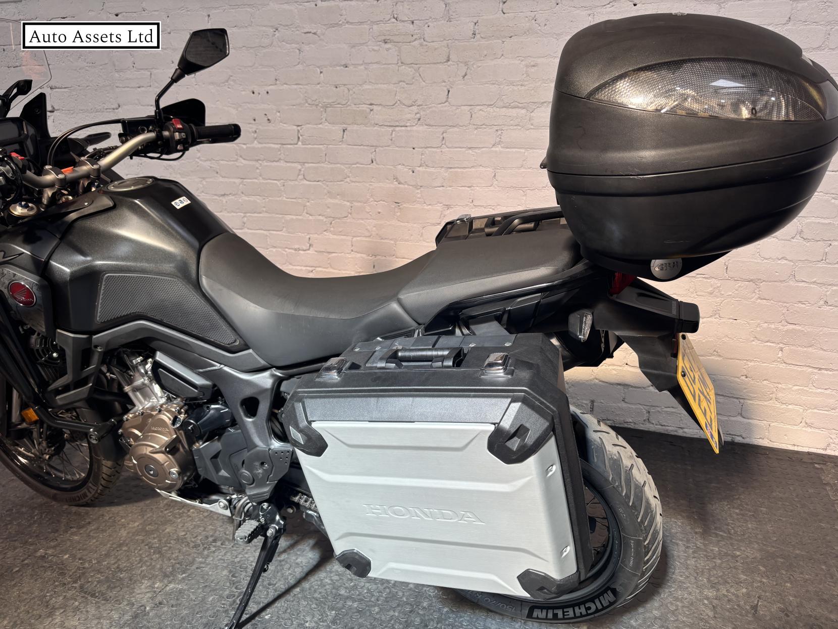 Honda CRF1000L Africa Twin 1000 Adventure Petrol Automatic Euro 4 (95 ps)