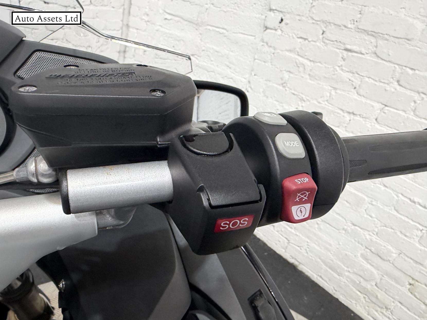 BMW R 1200 RT 1200 LE Sports Tourer Petrol Manual Euro 4 (125 ps)