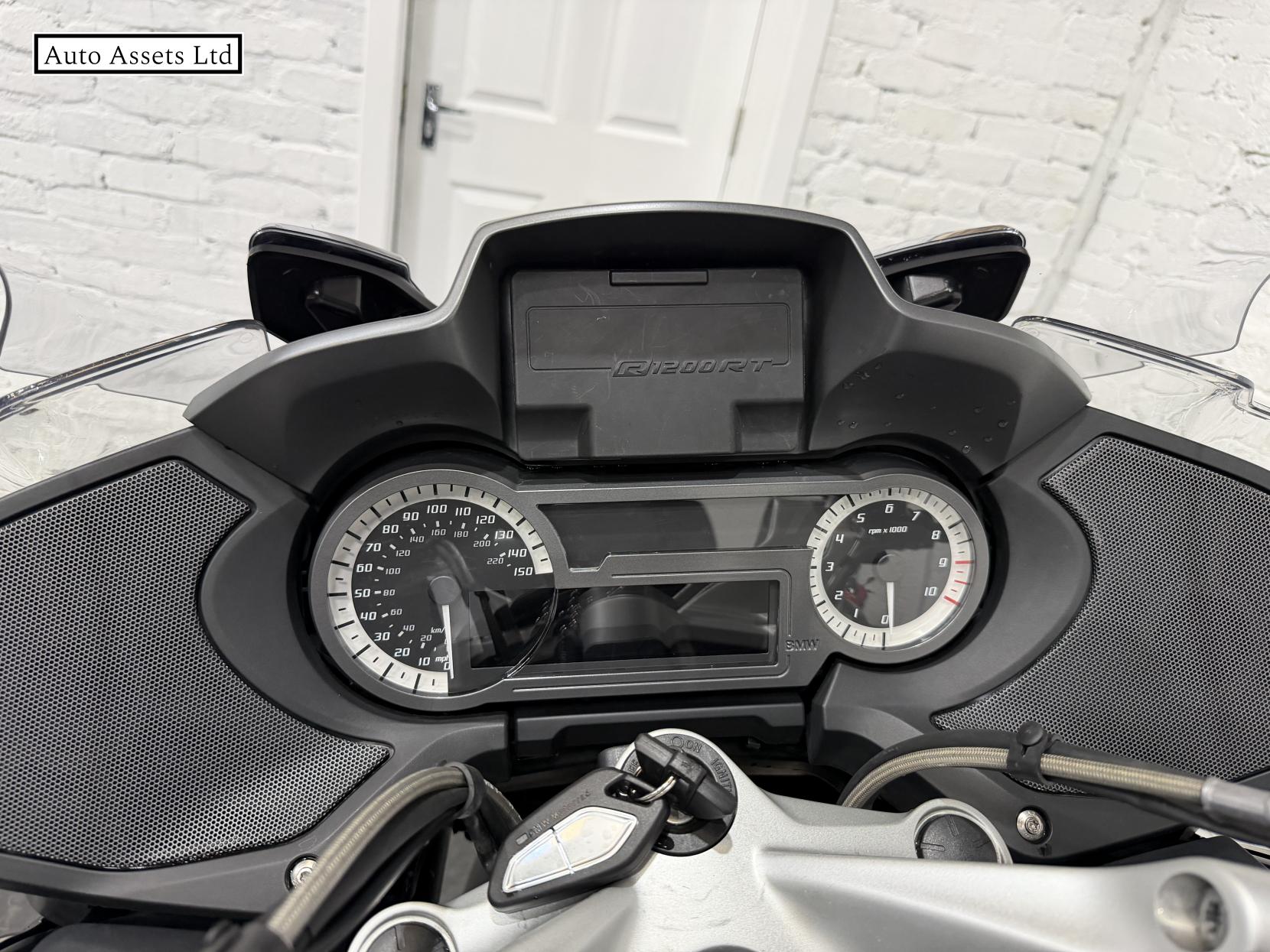 BMW R 1200 RT 1200 LE Sports Tourer Petrol Manual Euro 4 (125 ps)