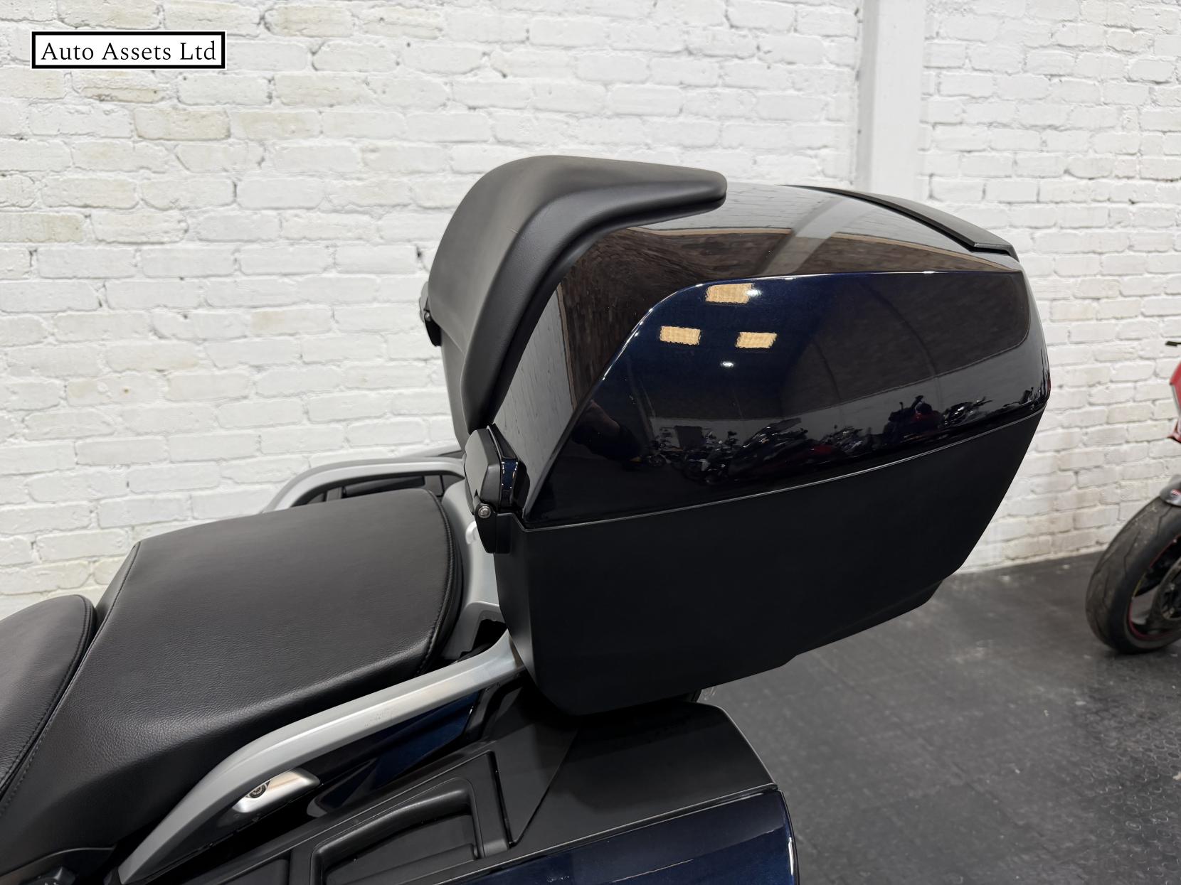 BMW R 1200 RT 1200 LE Sports Tourer Petrol Manual Euro 4 (125 ps)